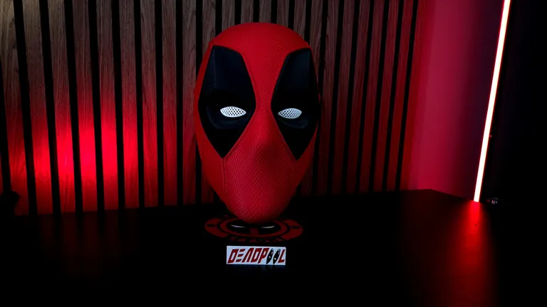 Deadpool mask